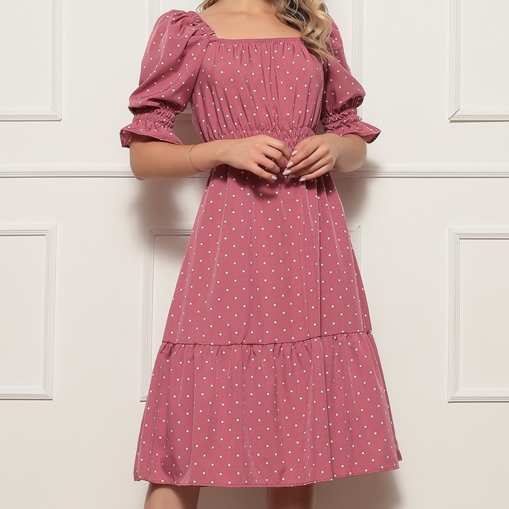 Vestido midi feminino coração, bolinhas, decote quadrado e mangas curtas bufantes, corte A, franzido, bainha com babados