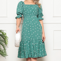 Vestido midi feminino coração, bolinhas, decote quadrado e mangas curtas bufantes, corte A, franzido, bainha com babados