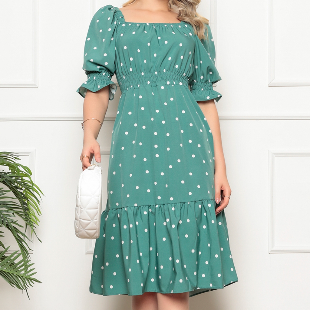 Vestido midi feminino coração, bolinhas, decote quadrado e mangas curtas bufantes, corte A, franzido, bainha com babados