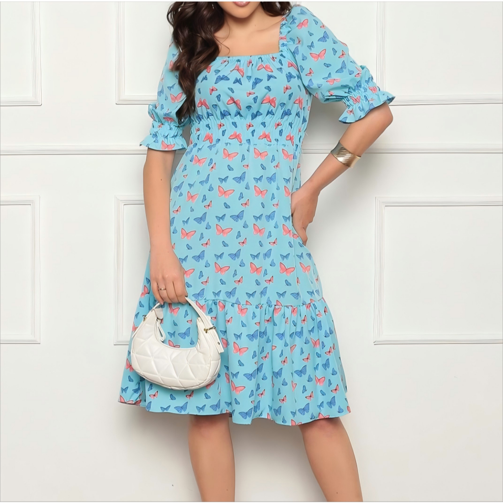 Vestido midi feminino coração, bolinhas, decote quadrado e mangas curtas bufantes, corte A, franzido, bainha com babados